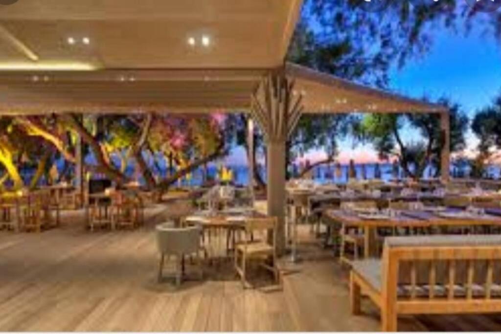 Ecostay-Serenity,Business Class Apartment By The Sea In Alimos Kalamaki Aten Exteriör bild