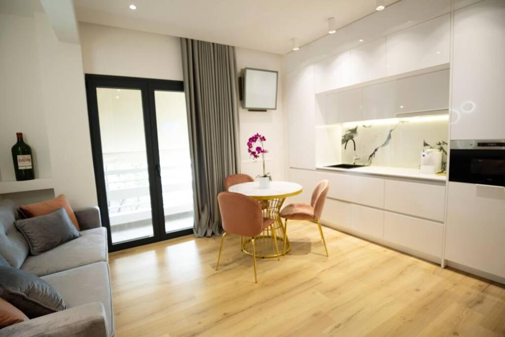 Ecostay-Serenity,Business Class Apartment By The Sea In Alimos Kalamaki Aten Exteriör bild